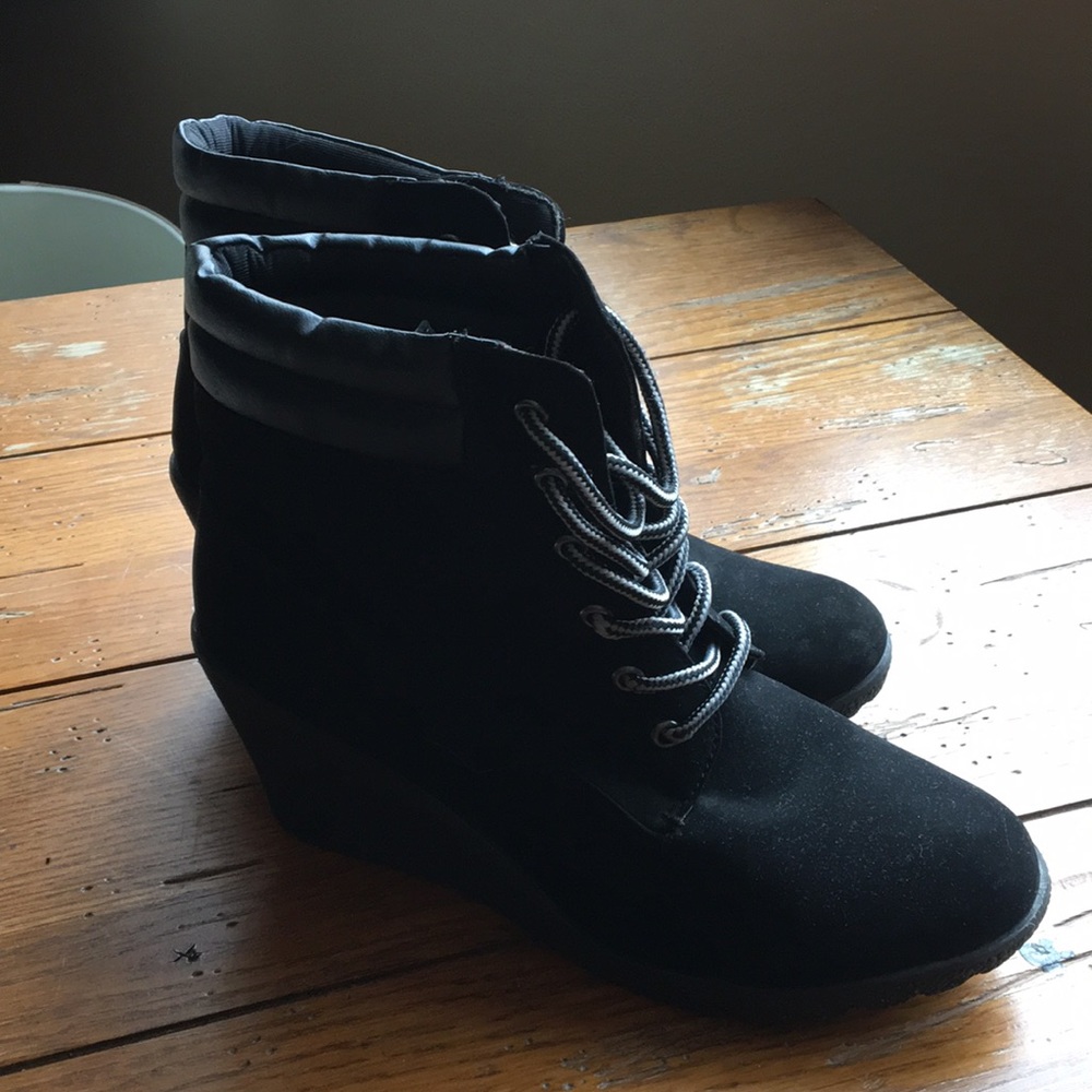 Wedges - Picture 2 of 2